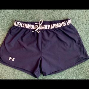 Under Armour womens play up running shorts